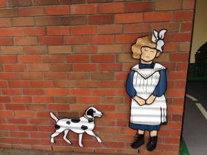 Female entrance to the "Arty Loo"