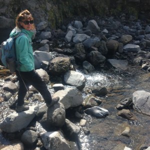 1st crossing of the stream -- look at that clear water